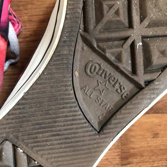 Rose Red/Pink Converse - Picture 5 of 6